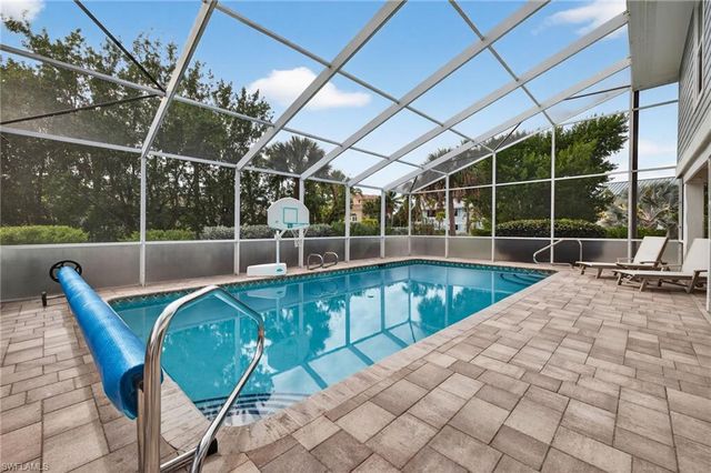 243 Southwinds DR, Sanibel, FL 33957
