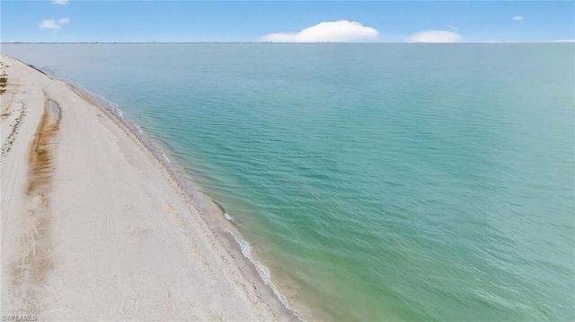 243 Southwinds DR, Sanibel, FL 33957