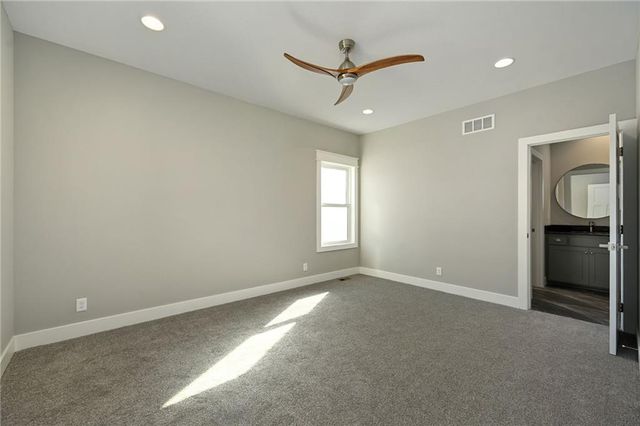 2903 Tracy Avenue, Kansas City, MO 64109