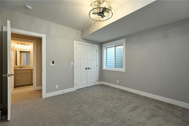 2903 Tracy Avenue, Kansas City, MO 64109