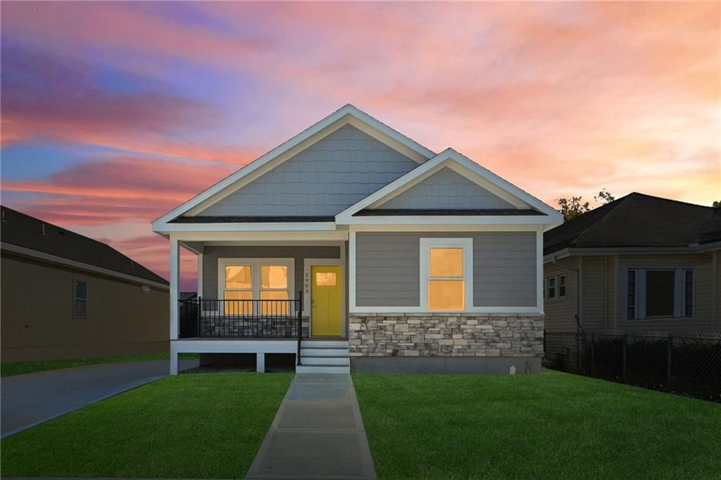 2903 Tracy Avenue, Kansas City, MO 64109