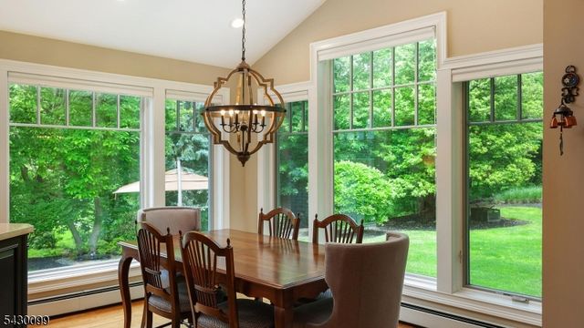244 Pembrook Rd, Mountainside Boro, NJ 07092