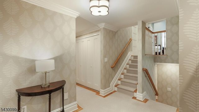 244 Pembrook Rd, Mountainside Boro, NJ 07092