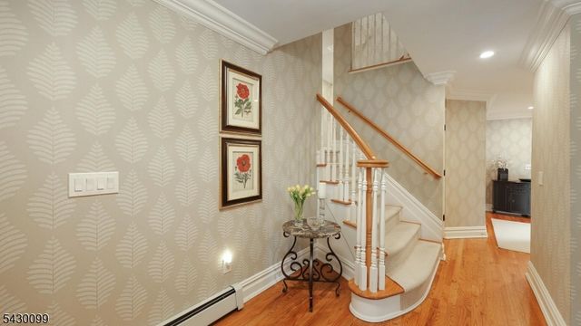 244 Pembrook Rd, Mountainside Boro, NJ 07092