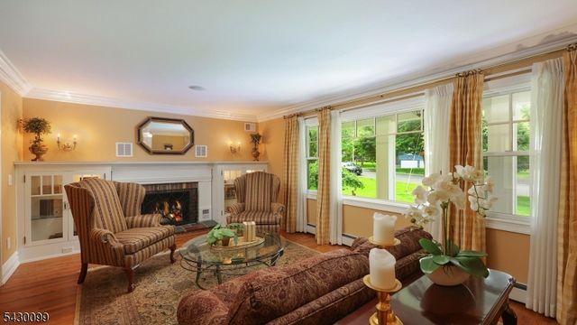 244 Pembrook Rd, Mountainside Boro, NJ 07092