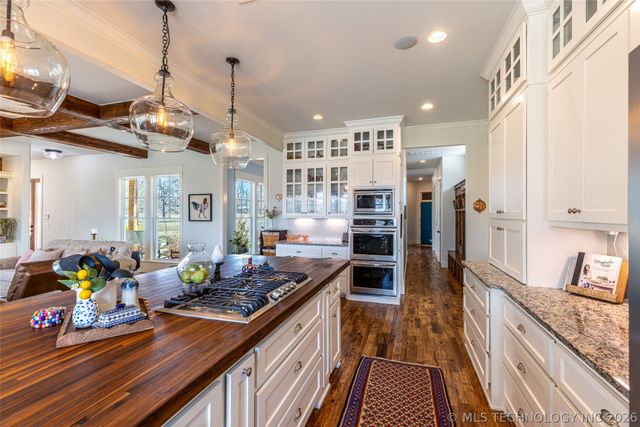 16300 S 4210 Road, Claremore, OK 74017