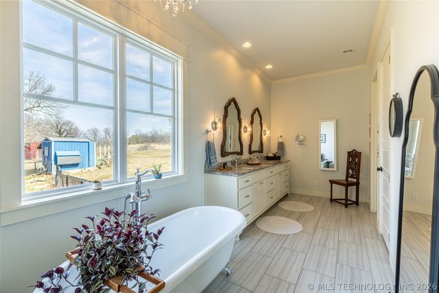 16300 S 4210 Road, Claremore, OK 74017