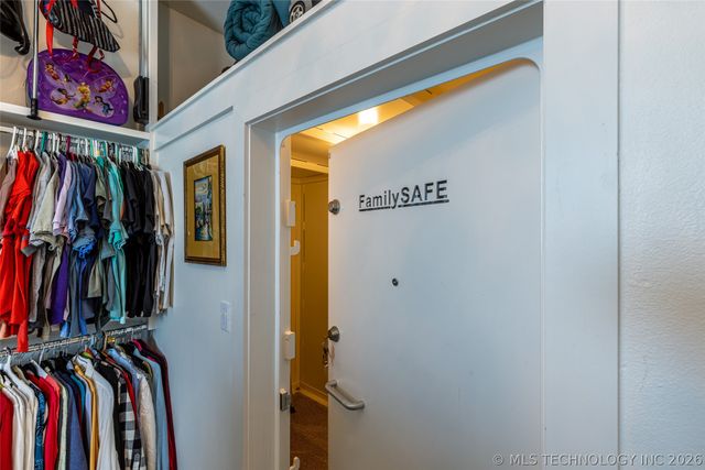 16300 S 4210 Road, Claremore, OK 74017