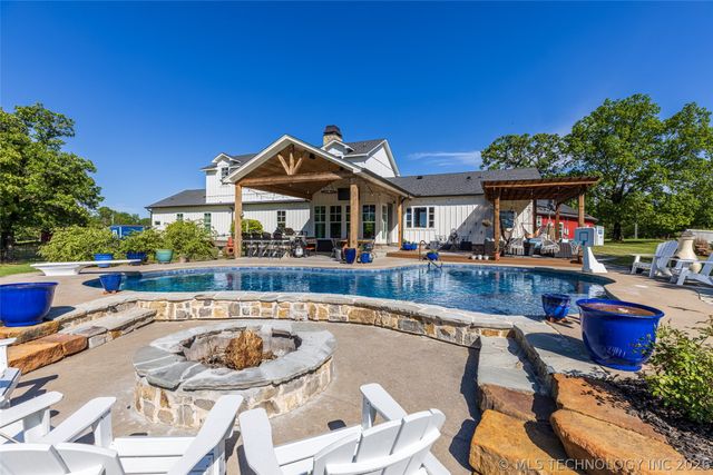 16300 S 4210 Road, Claremore, OK 74017