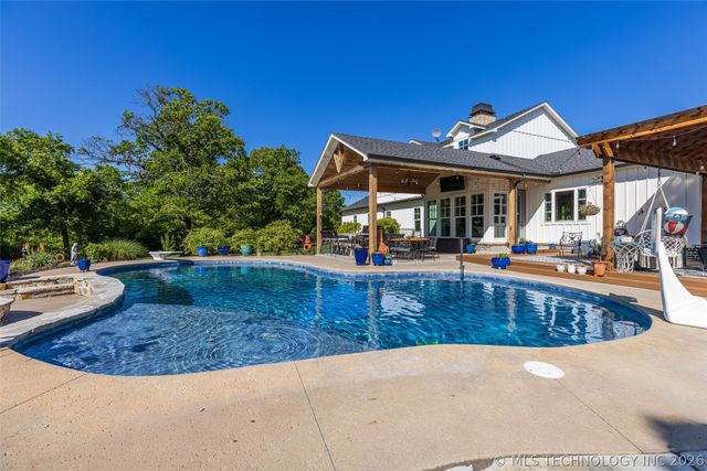 16300 S 4210 Road, Claremore, OK 74017