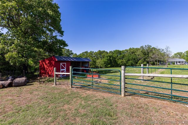 16300 S 4210 Road, Claremore, OK 74017