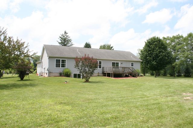14021 Pardee Road, Weesaw Twp, MI 49107