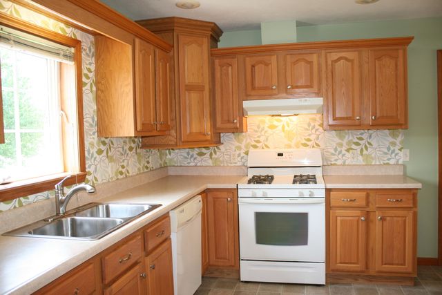14021 Pardee Road, Weesaw Twp, MI 49107