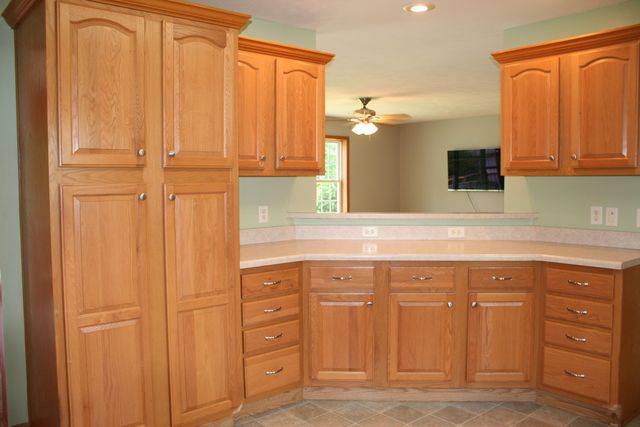 14021 Pardee Road, Weesaw Twp, MI 49107