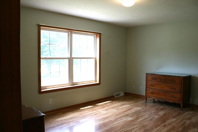 14021 Pardee Road, Weesaw Twp, MI 49107