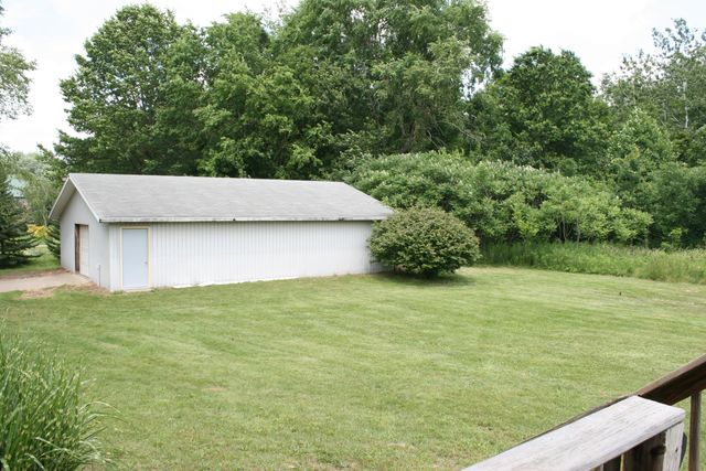 14021 Pardee Road, Weesaw Twp, MI 49107