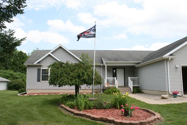 14021 Pardee Road, Weesaw Twp, MI 49107
