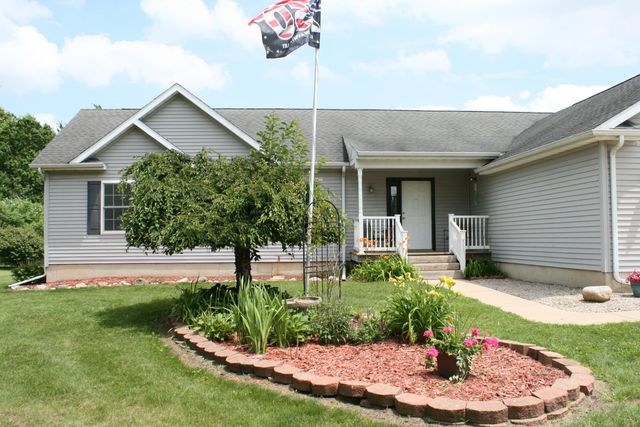 14021 Pardee Road, Weesaw Twp, MI 49107