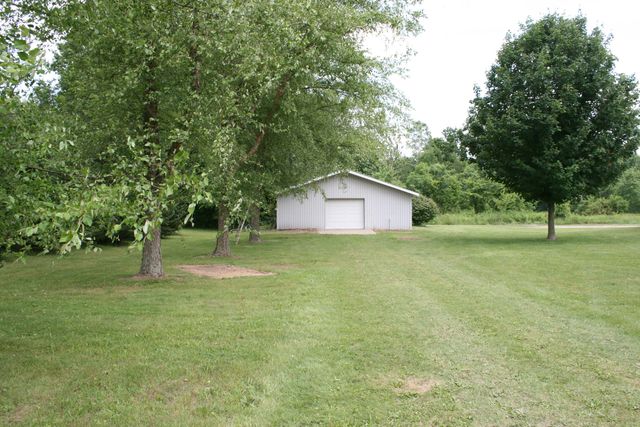 14021 Pardee Road, Weesaw Twp, MI 49107