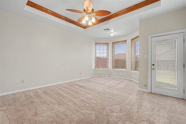 5301 SW Ashbrook Ave, Lawton, OK 73505