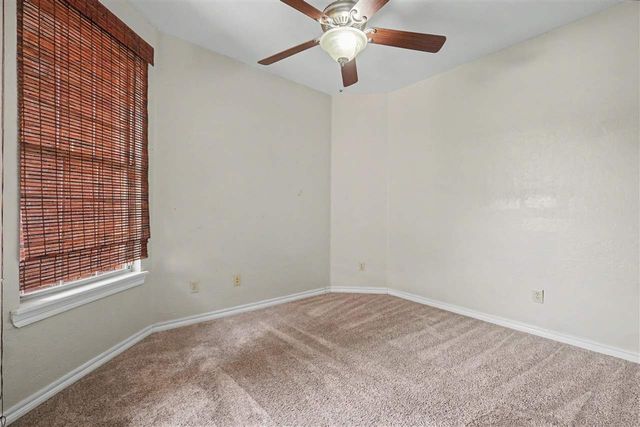 5301 SW Ashbrook Ave, Lawton, OK 73505