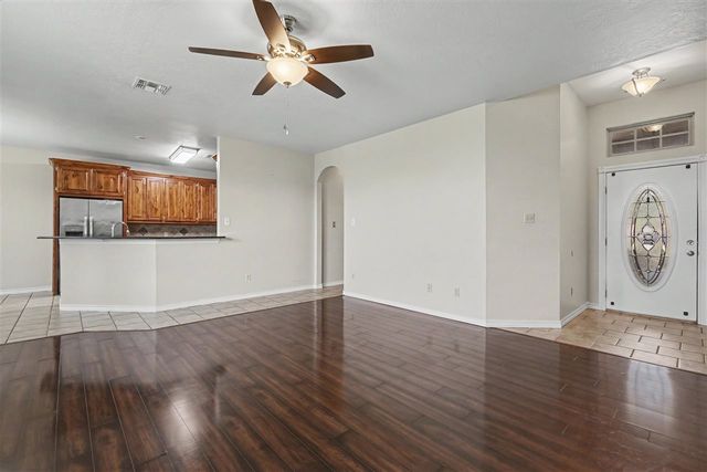 5301 SW Ashbrook Ave, Lawton, OK 73505