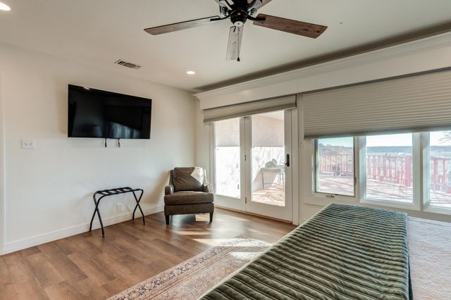 15 Surrey Circle, Ransom Canyon, TX 79366