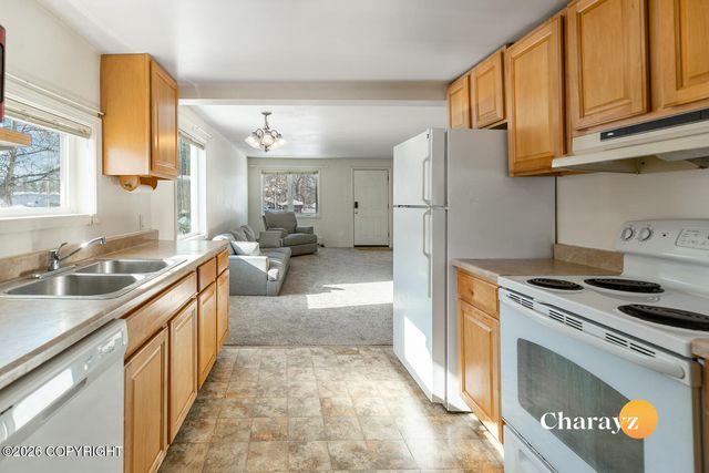 2327 Gillam Way, Fairbanks, AK 99701