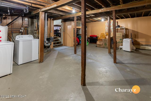 2327 Gillam Way, Fairbanks, AK 99701