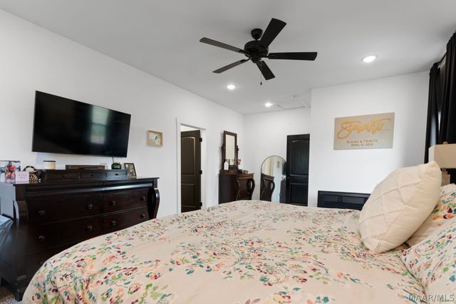 3756 County Road 49 ., Clanton, AL 35046