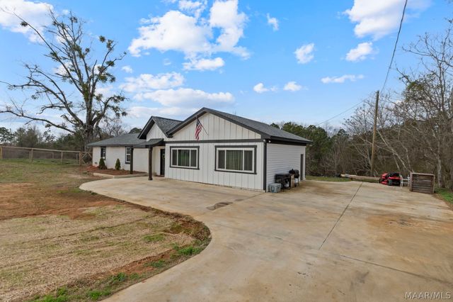 3756 County Road 49 ., Clanton, AL 35046