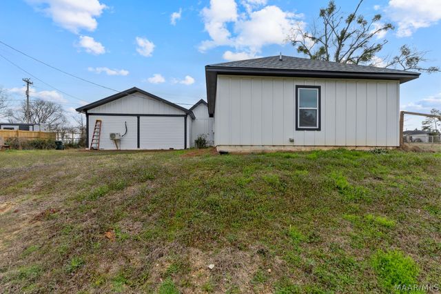 3756 County Road 49 ., Clanton, AL 35046