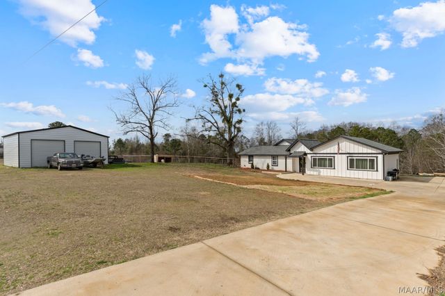 3756 County Road 49 ., Clanton, AL 35046