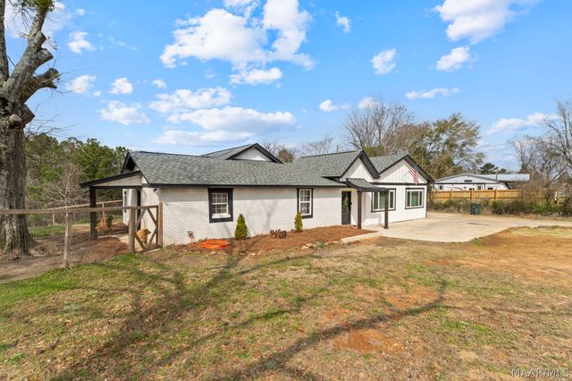 3756 County Road 49 ., Clanton, AL 35046