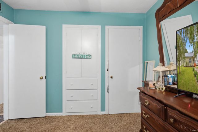 415 N Meridian Street, Sweetser, IN 46987