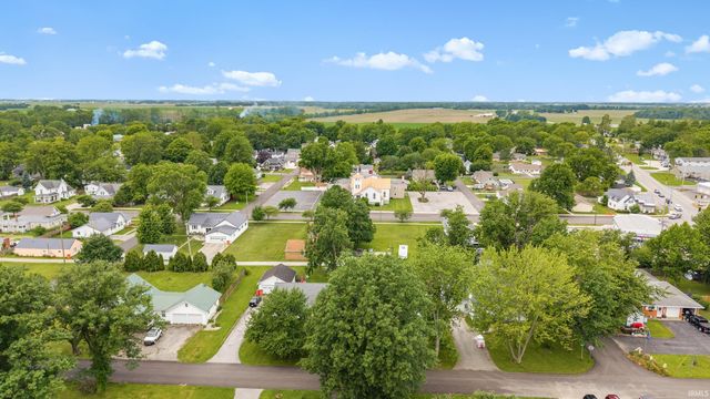 415 N Meridian Street, Sweetser, IN 46987
