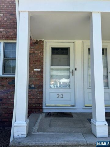 313 Washington Drive, Ramsey, NJ 07446