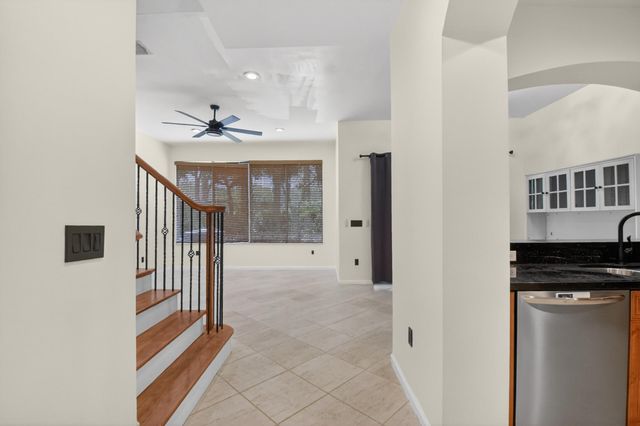 6421 Bella Circle 303, Boynton Beach, FL 33437