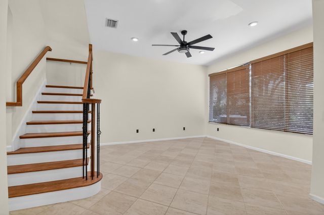 6421 Bella Circle 303, Boynton Beach, FL 33437