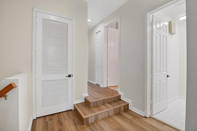 6421 Bella Circle 303, Boynton Beach, FL 33437