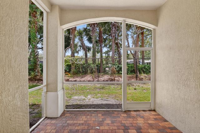 6421 Bella Circle 303, Boynton Beach, FL 33437