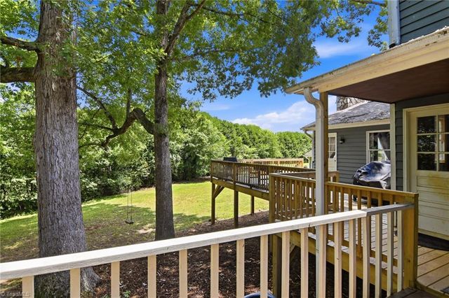 122 Helleri Circle, Advance, NC 27006