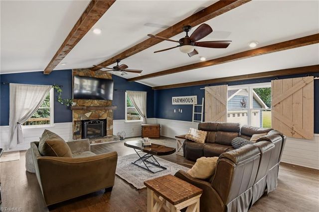 122 Helleri Circle, Advance, NC 27006