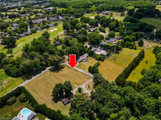 122 Helleri Circle, Advance, NC 27006