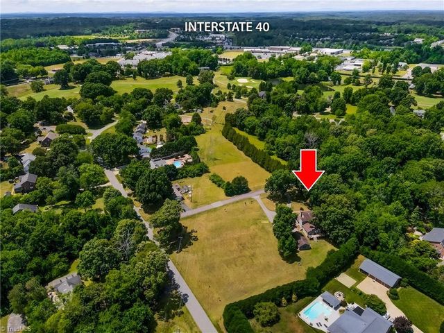 122 Helleri Circle, Advance, NC 27006