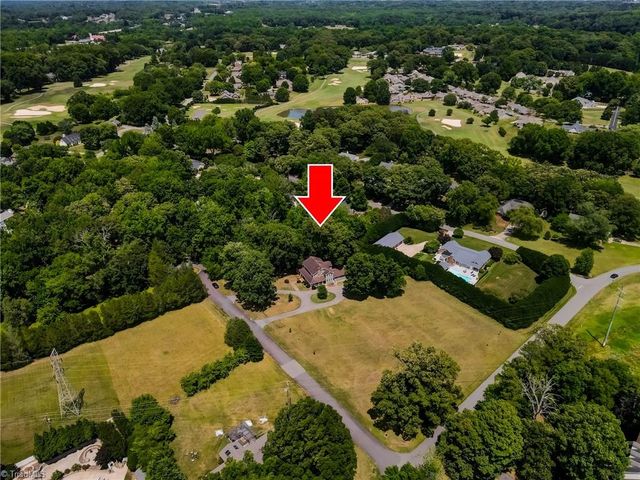 122 Helleri Circle, Advance, NC 27006