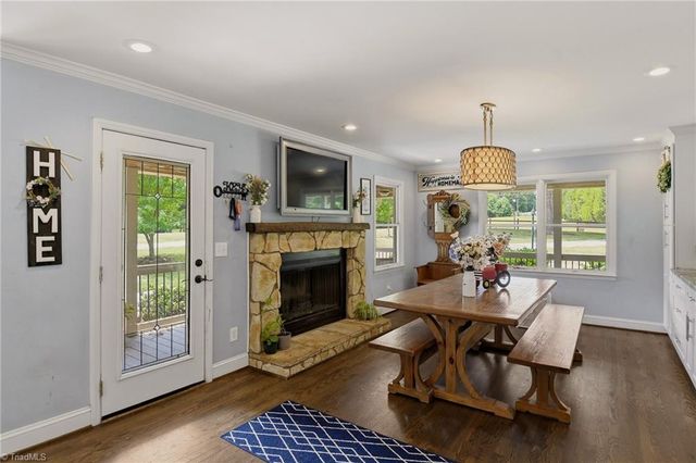 122 Helleri Circle, Advance, NC 27006