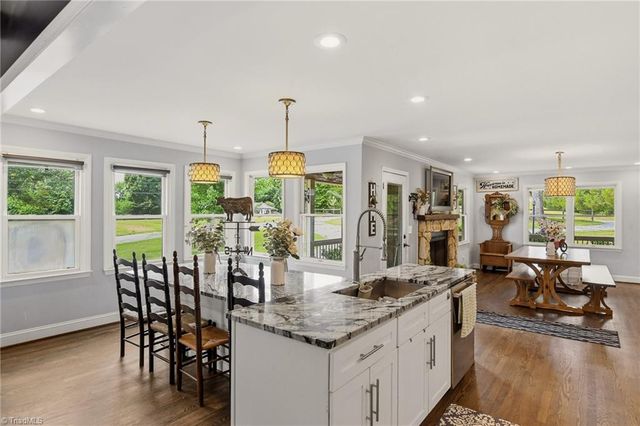 122 Helleri Circle, Advance, NC 27006
