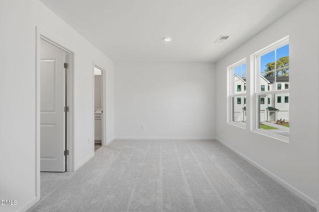 2307 Oakwood Meadows Court, Raleigh, NC 27604