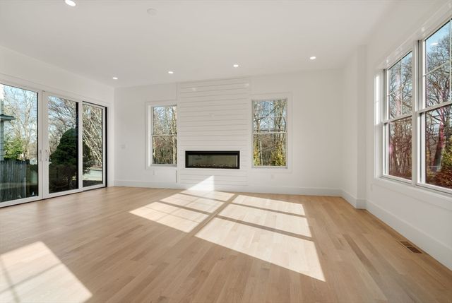 5 Morseland Ave, Newton, MA 02459